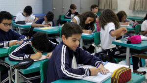 escola barueri volta às aulas presenciais