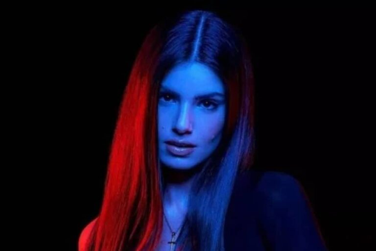 Confira como a Globo vai trocar Camila Queiroz em Verdades Secretas 2