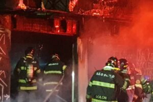 loja incêndio carapicuíba