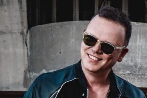 mulher aparece com amante gigi d'alessio