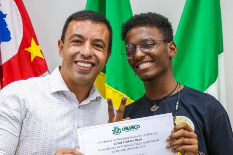 Jovem de 21 anos é contratado pelo Nubank após projeto social de Osasco