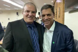 O deputado estadual Cezar destinou duas emendas parlamentares para a cidade de Carapicuíba, e assim, a cidade vai receber duas ambulâncias.