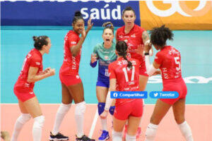 As meninas do Osasco vão receber o Sesc Flamengo na abertura dos playoffs da Superliga de Vôlei 21/22 nessa sexta, 25.