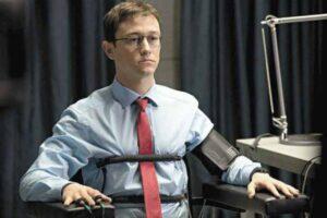 tela quente hoje 18 04 Snowden herói ou traidor globo (1)