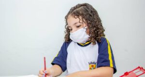 alunos escolas carapicuíba