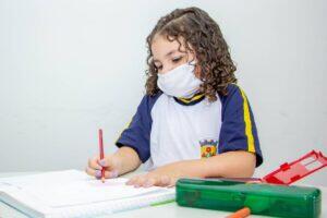 alunos escolas carapicuíba