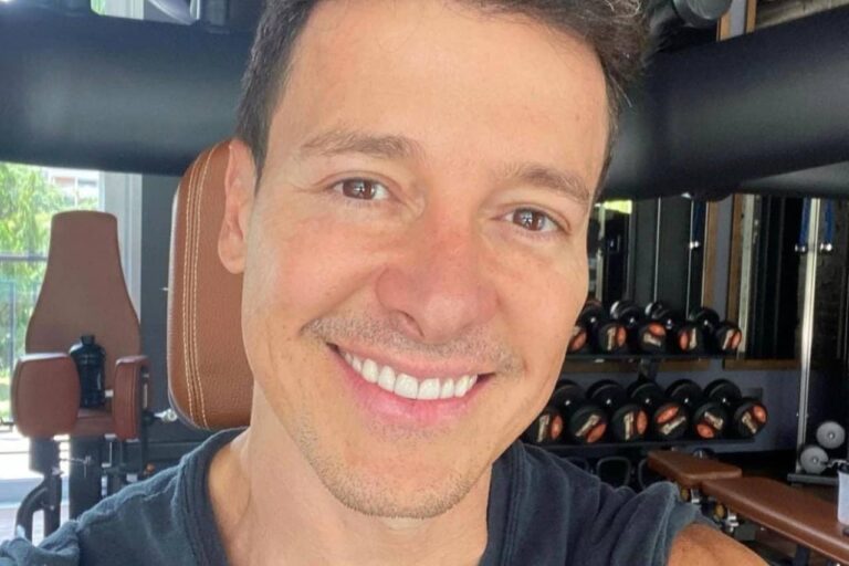 Rodrigo Faro quase “vende o banho” com chegada do frio em Alphaville: “Está 5 graus!”
