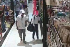 homem preso mercado cotia