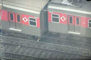trem linha 8 sentido Itapevi (1)