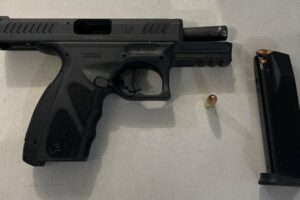pistola carapicuiba