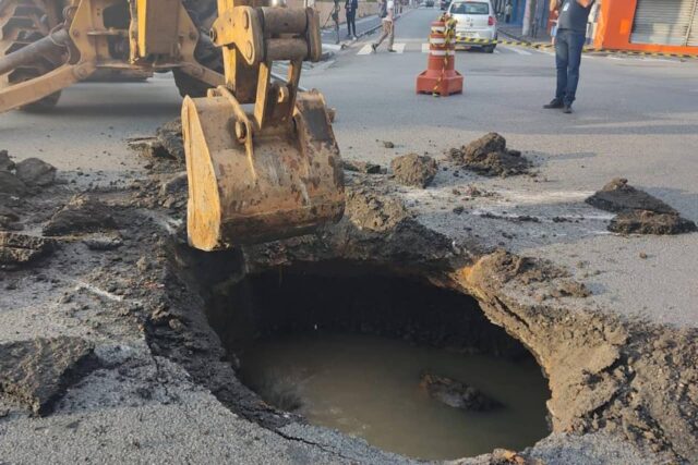 rompimento de adutora osasco