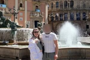 mulher viaja com homem que conheceu no tinder(1)