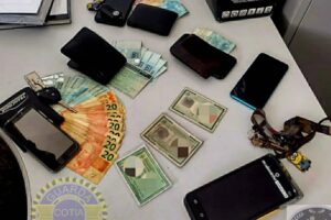 saidinha de banco cotia