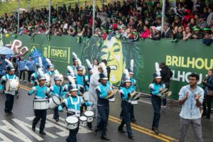 desfile independencia itapevi