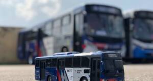 miniônibus exposição Carapicuíba