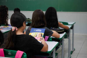aulas escolas cotia