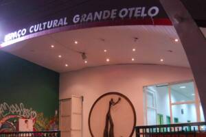 espaço grande otelo
