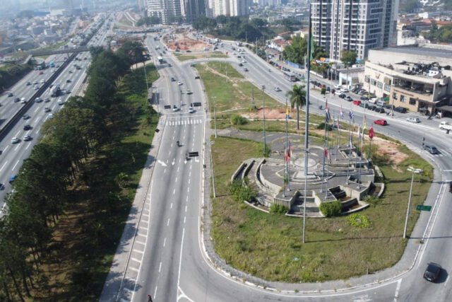 obras trevo barueri CCR Viaoeste