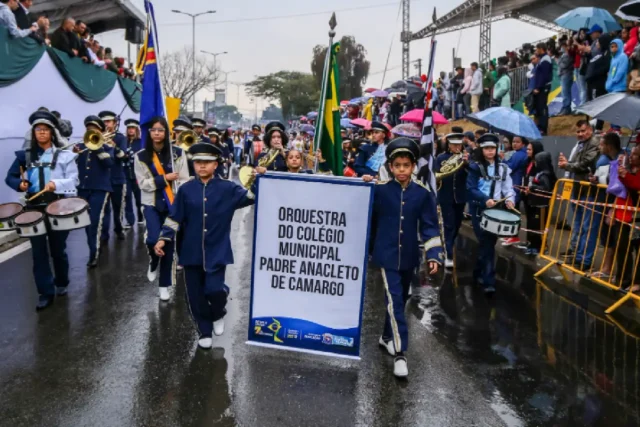 Desfile independência Santana de Parnaíba