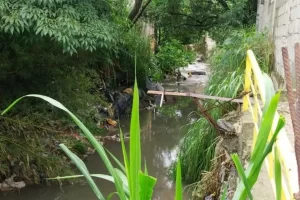 homem cai em corrego itapevi
