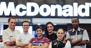 atendente mc donalds jandira