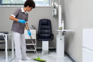 auxiliar limpeza hospitalar