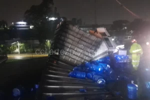 colisao caminhao rodoanel embu das artes