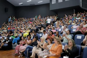 educação de barueri homenagem a professores