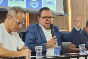 coletiva formiga cotia