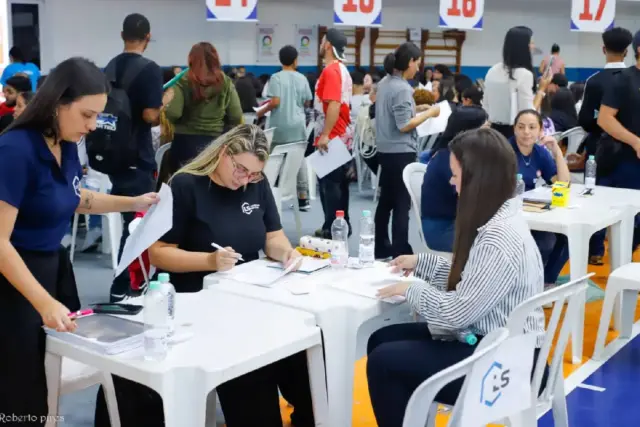 feirão empregos cotia