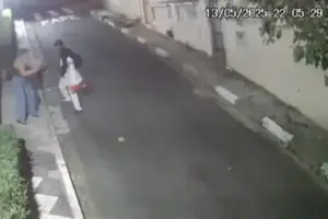 homem ataca mulher com madeira presidente altino osasco