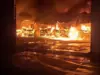 incêndio em garagem de ônibus jandira