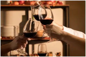 Melhores bares de vinho em são paulo para comemorar o dia do vinho