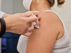 vacinação contra a gripe cotia