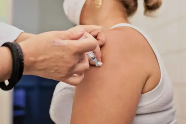 vacinação contra a gripe cotia