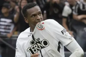 jô ex atacante do corinthians