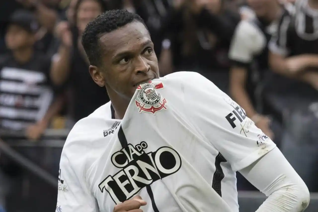 jô ex atacante do corinthians