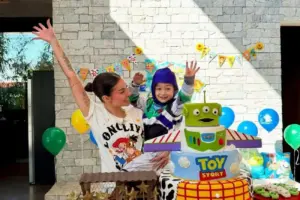 bianca andrade celebra aniversario do filho