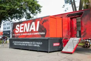 escola móvel senai