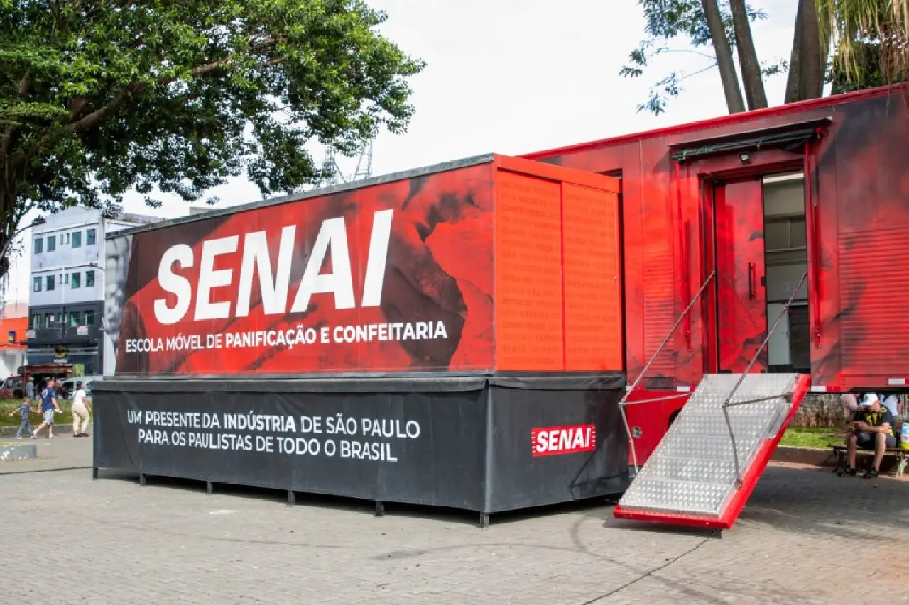 escola móvel senai