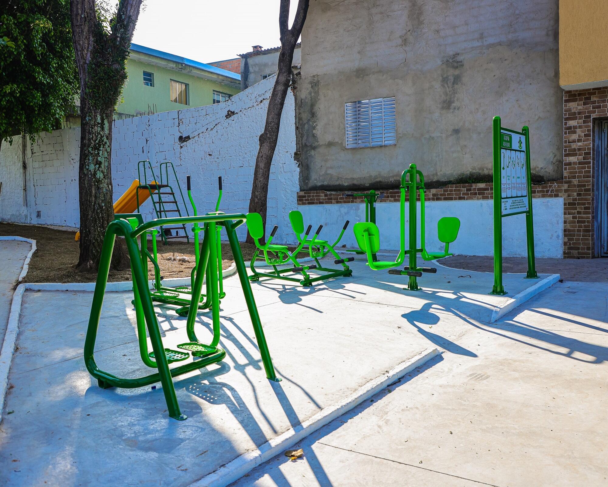 Revitalização da praça e quadra no Jardim Elvira em Osasco