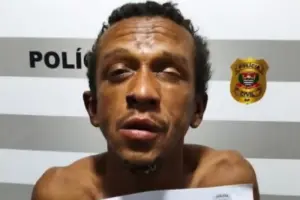 galo cego preso