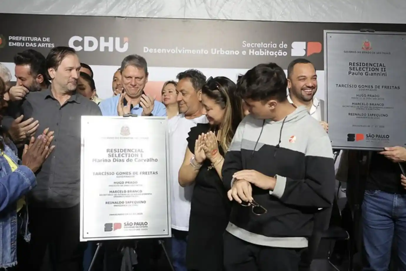 tarcisio entrega moradias embu das artes