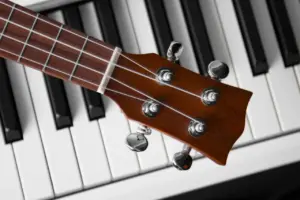 violão teclado jandira