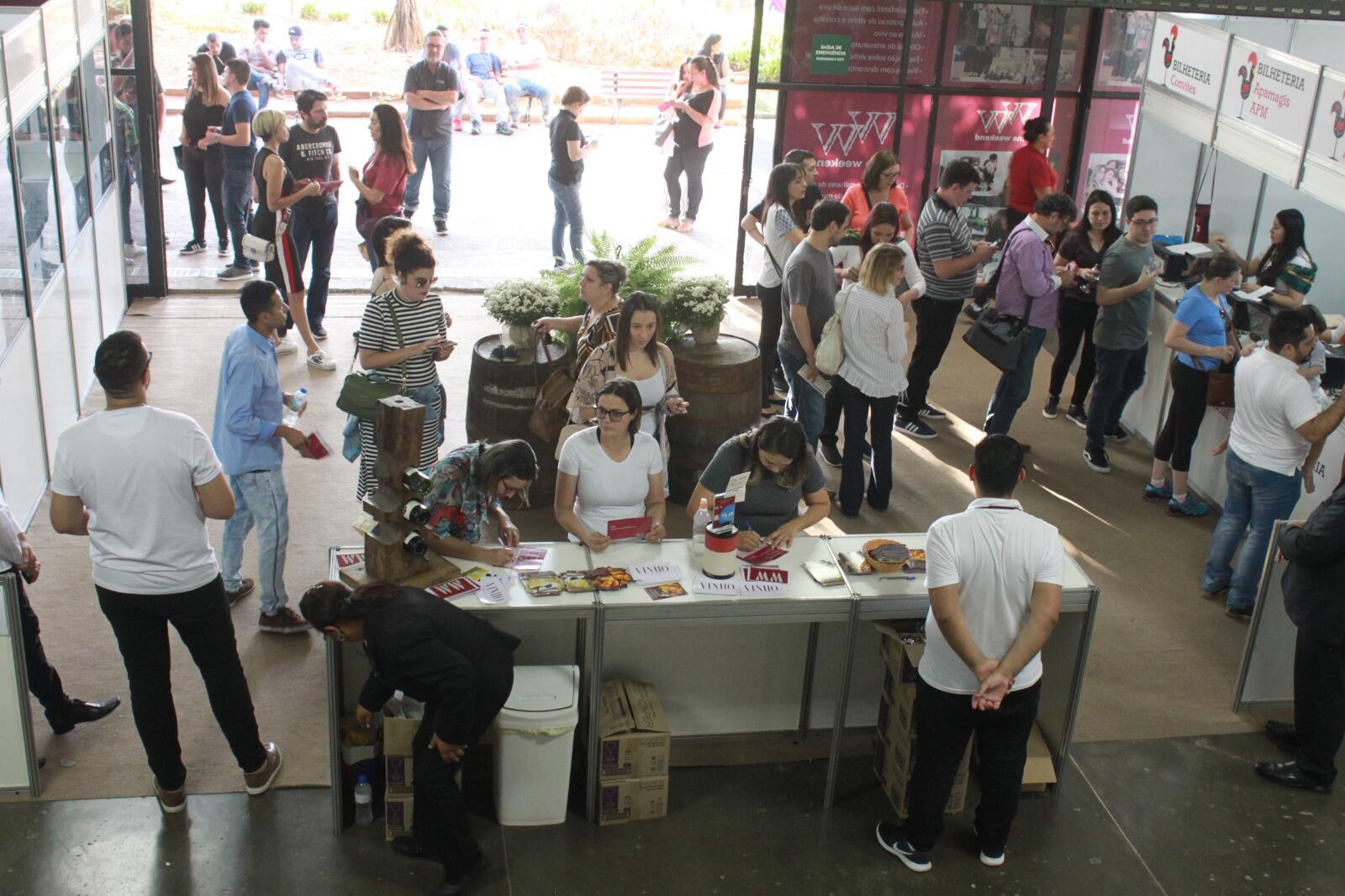 Feira de vinhos Wine Weekend na Avenida Paulista