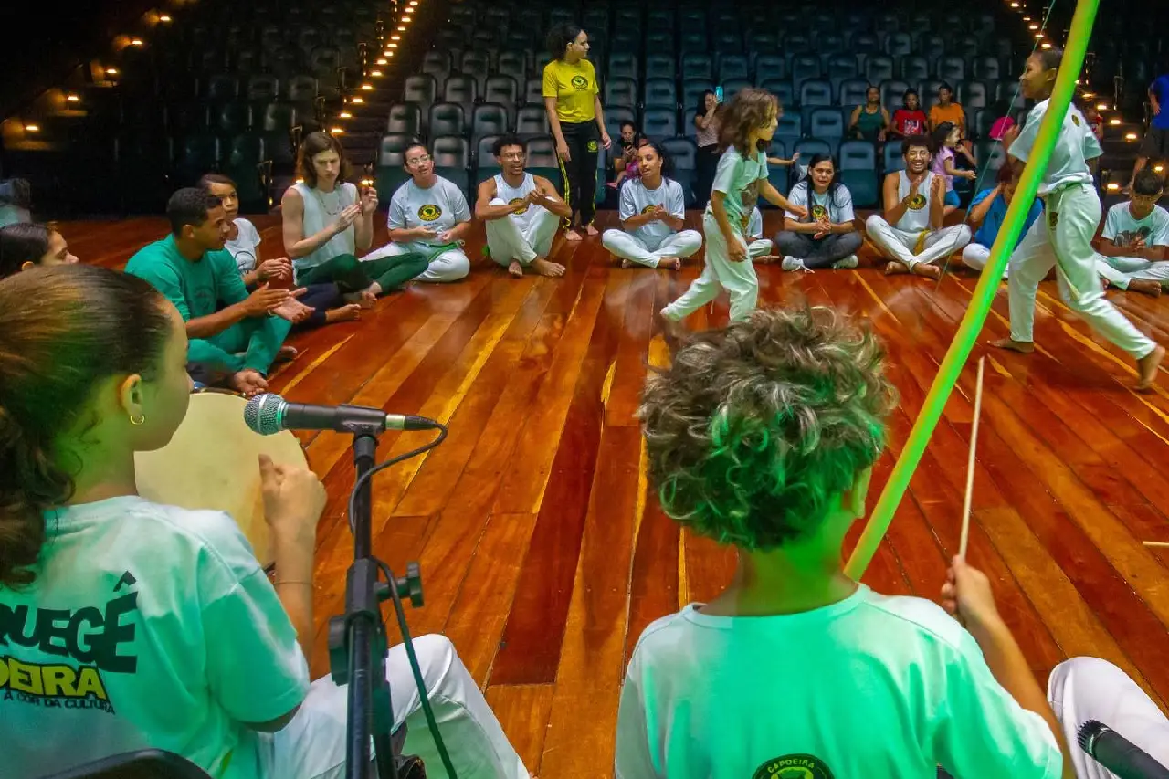 ceu saramago capoeira