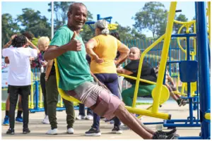 Evento 60+ no parque em itapevi para idosos