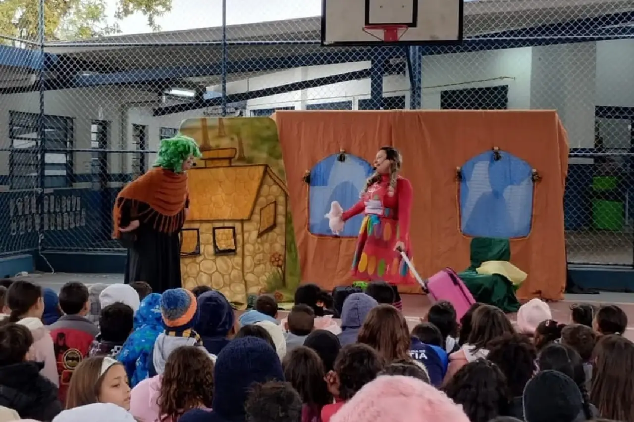 bau da vovó teatro cotia