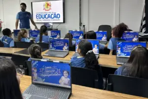 entrega de notebooks itaqua