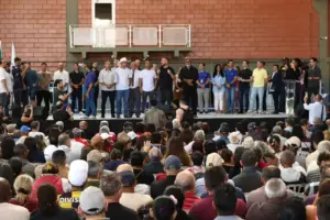 itaquaquecetuba entrega titulos